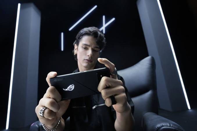 ASUS Republic of Gamers Launches ROG Phone 8 Series